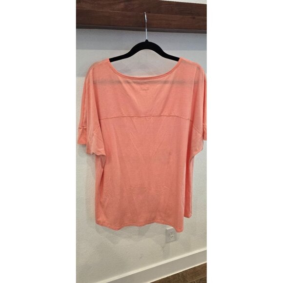 BCG Womens Plus Size 2X Coral "Live Your Dream" Graphic V-Neck Tee - Picture 3 of 3